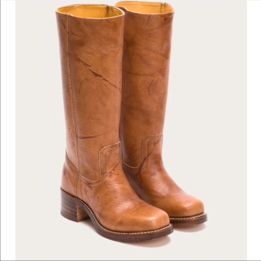 Like new Frye Campus boots size 7.5